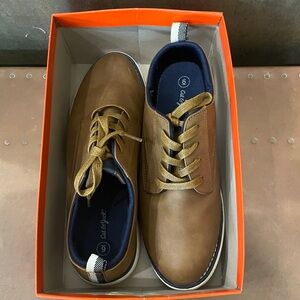 Cat & Jack Franco Oxford Size 6